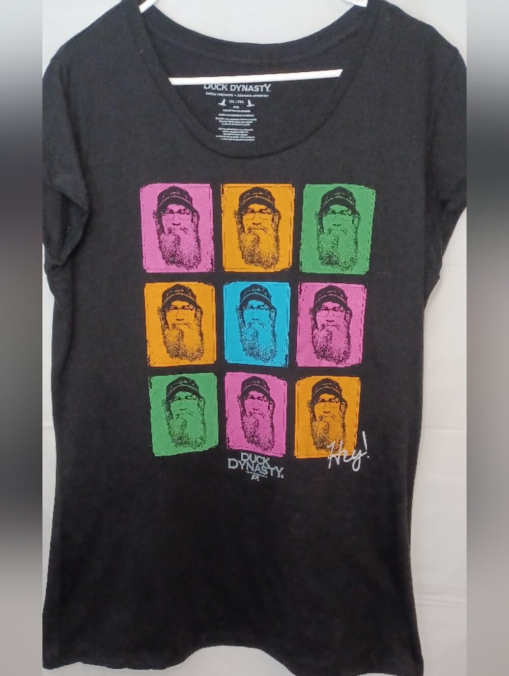 Duck Dynasty Junior Girls Black Graphic Tee with Multicolor Pop Art Of Uncle Si